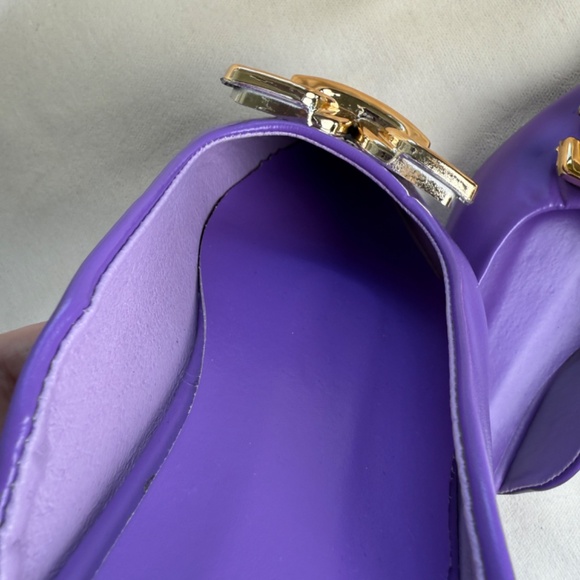 Purple pointy flat shoes with gold plastic chain detail Size US 8.5 (China 40) - Picture 14 of 14